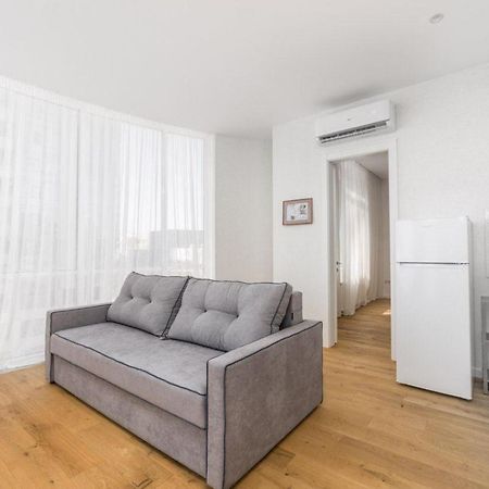 Gagarin Plaza Design Apartment Odesa Exterior foto