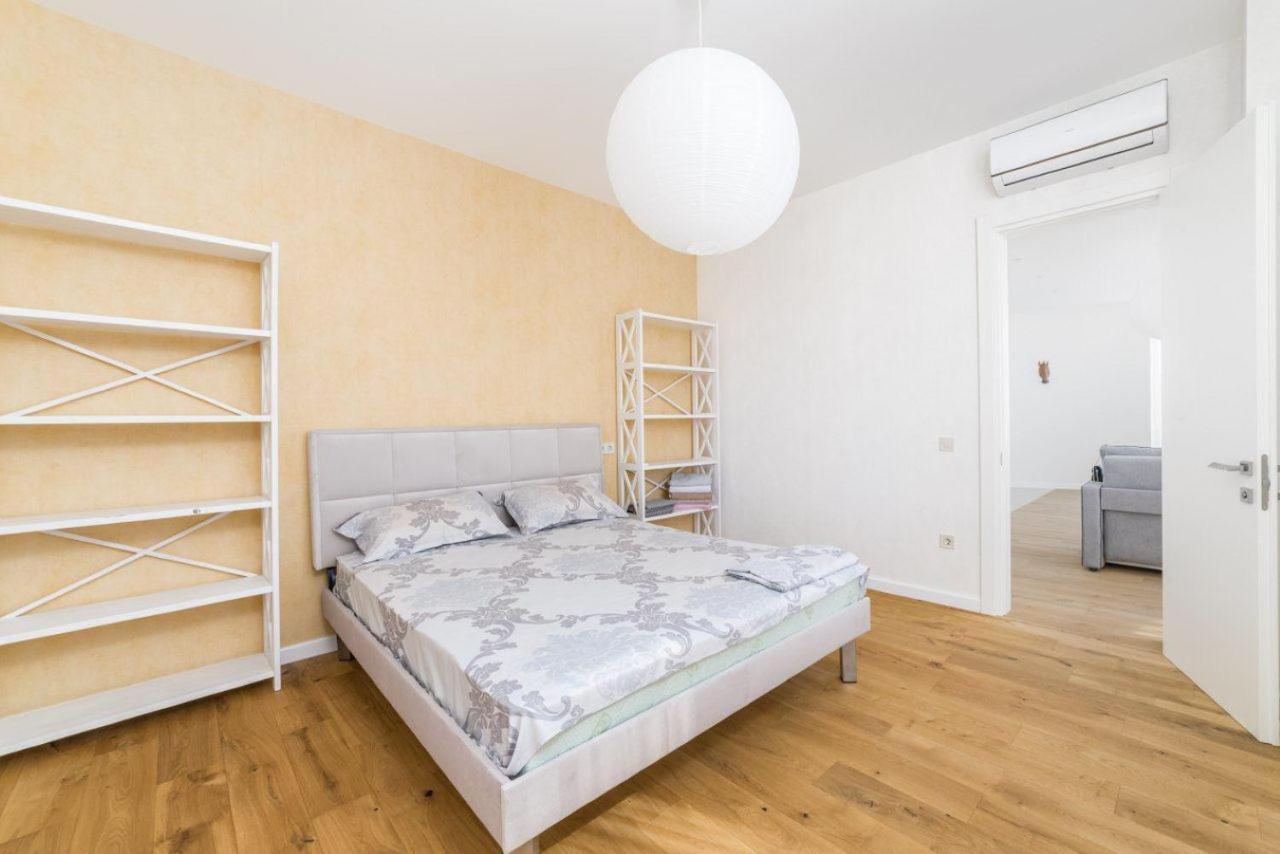 Gagarin Plaza Design Apartment Odesa Exterior foto
